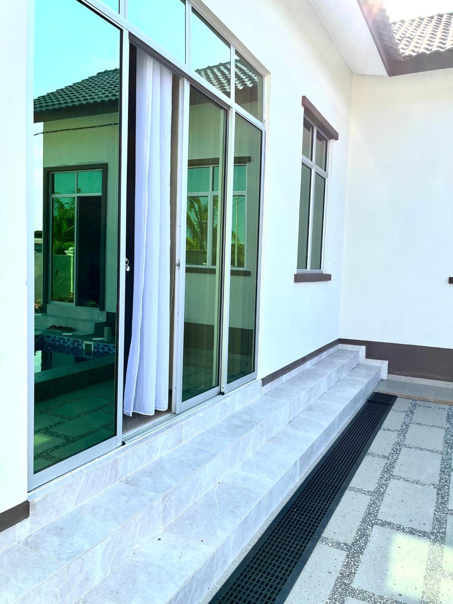 The Broms Villa Kuala Terengganu Kültér fotó